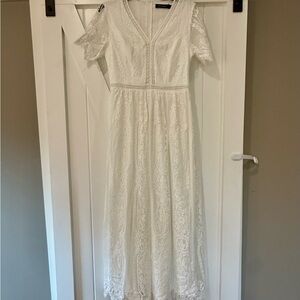 Elegant White Lace Dress